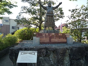 第５３代横綱琴桜は今でも市民の誇りです