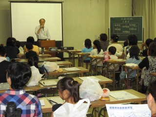 市場の方からの説明